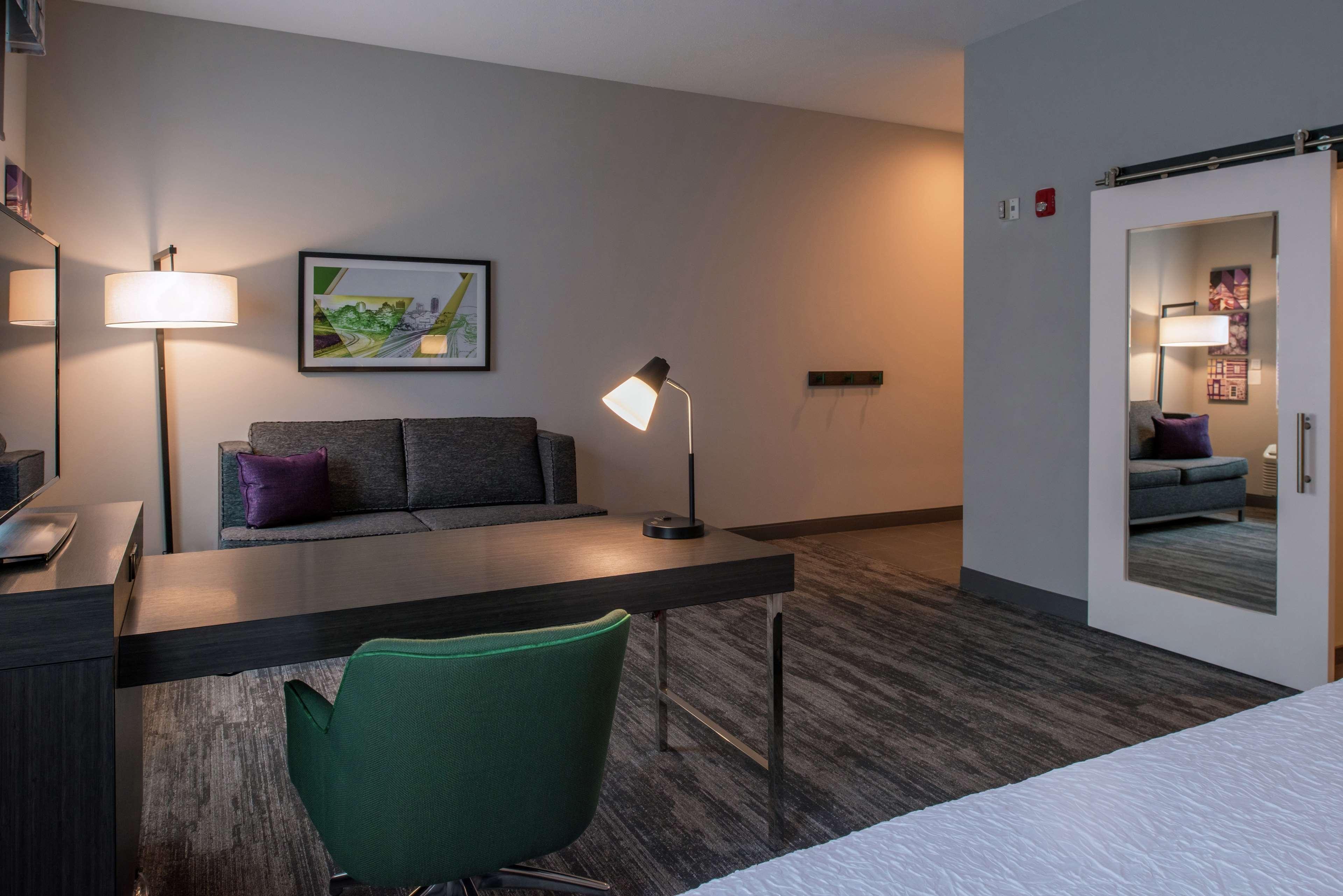 Hampton Inn & Suites Winston-Salem Downtown Eksteriør bilde