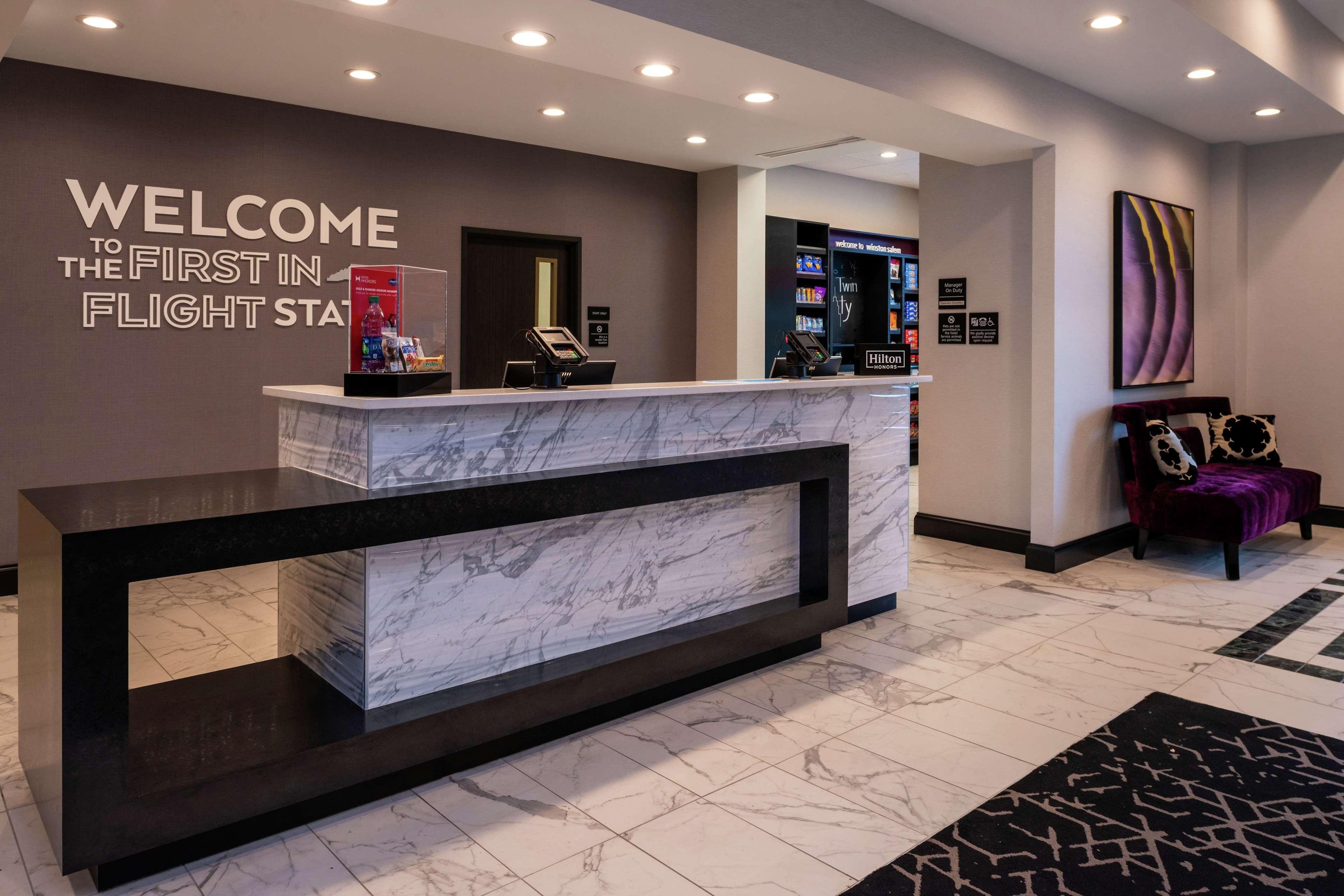 Hampton Inn & Suites Winston-Salem Downtown Eksteriør bilde