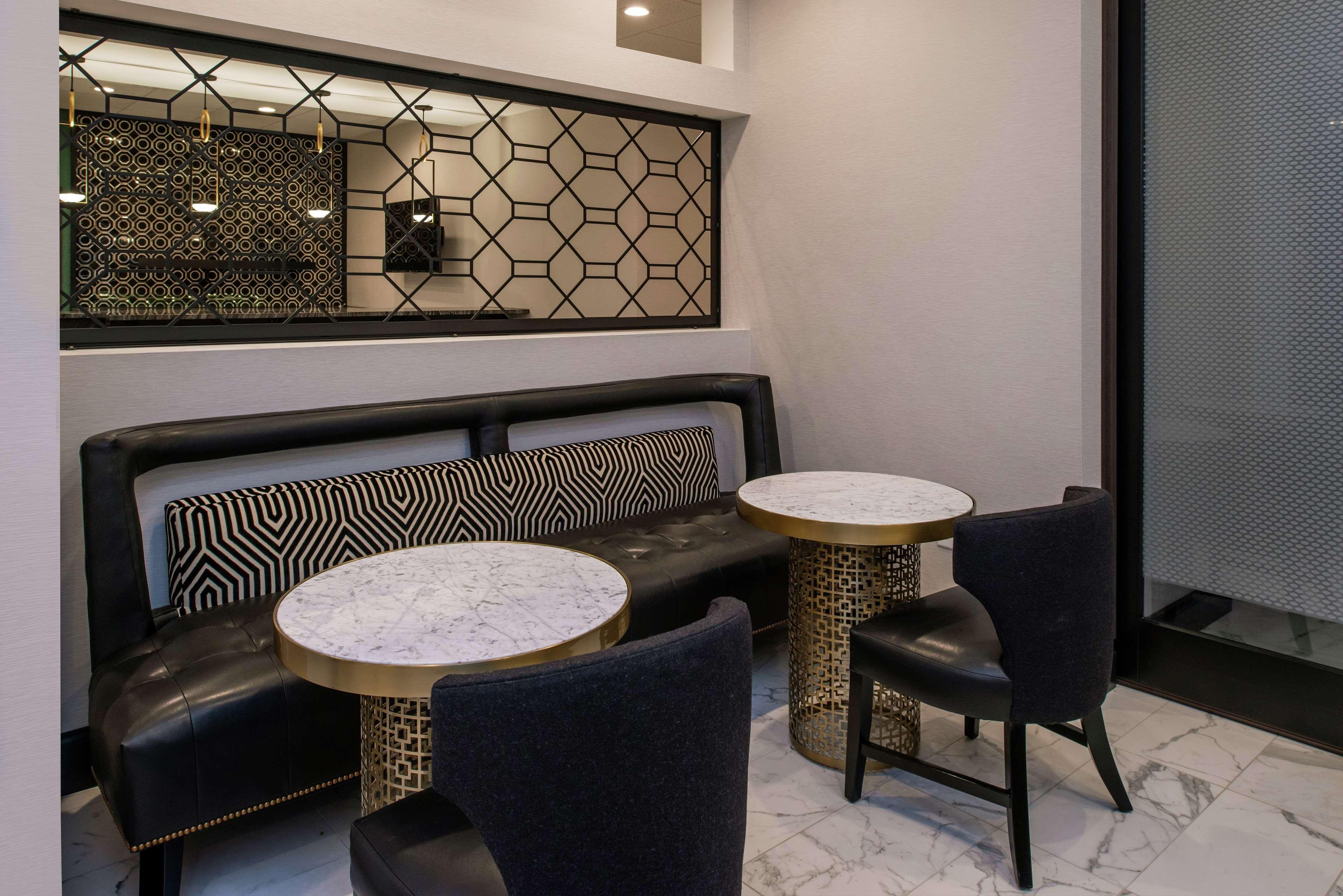 Hampton Inn & Suites Winston-Salem Downtown Eksteriør bilde