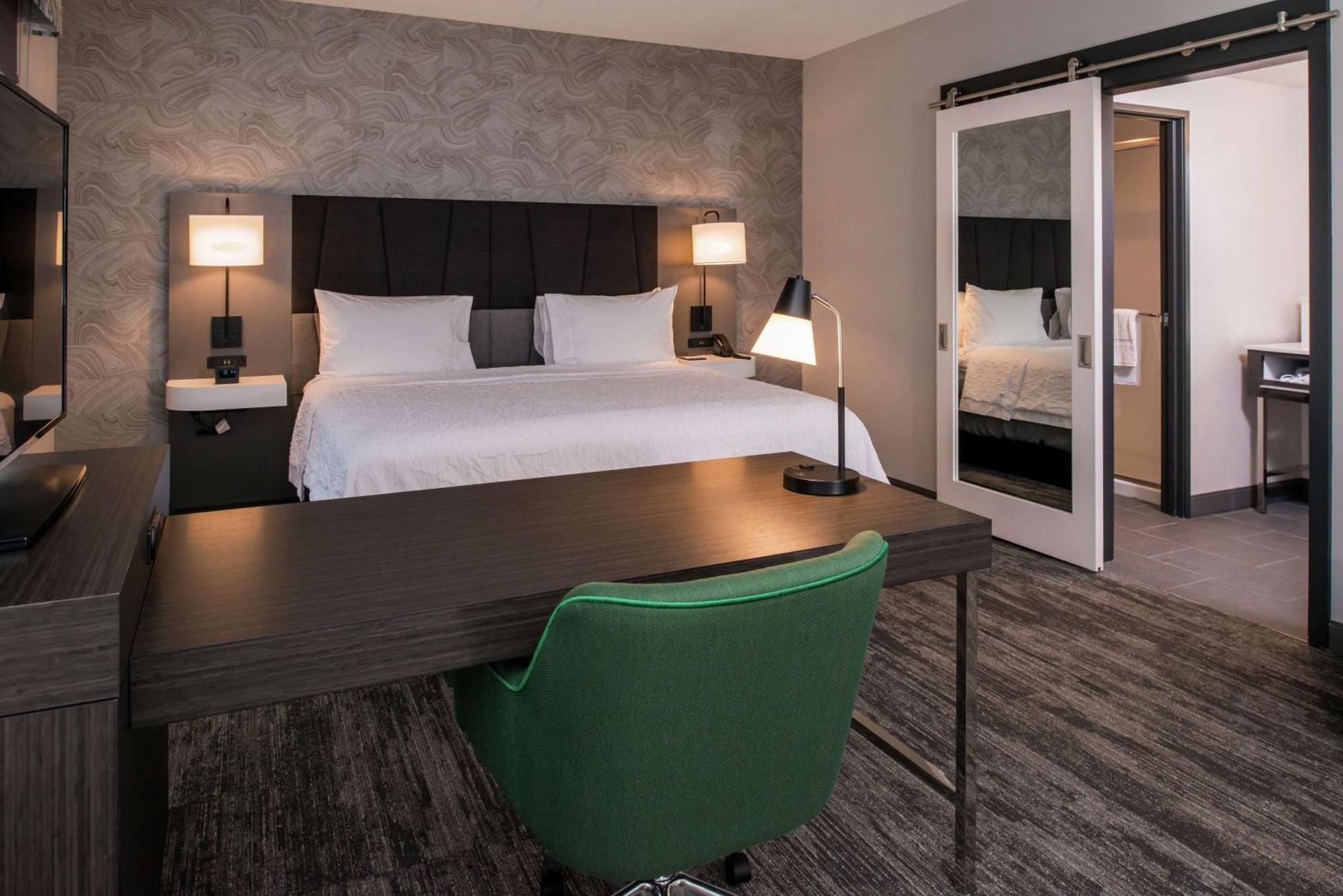 Hampton Inn & Suites Winston-Salem Downtown Eksteriør bilde