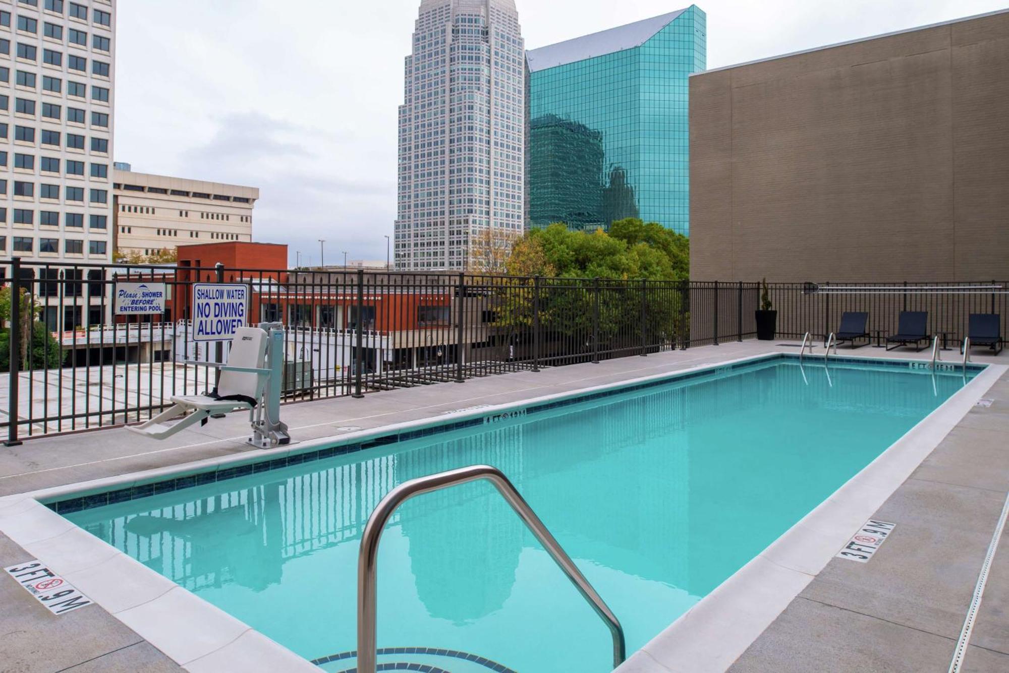 Hampton Inn & Suites Winston-Salem Downtown Eksteriør bilde